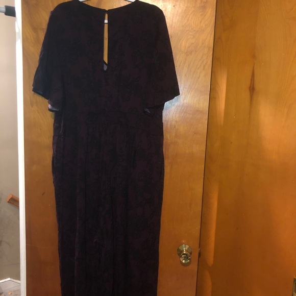 TORRID plum PRINT WIDE LEG CHALLIS JUMPSUIT 3x - Picture 6 of 7